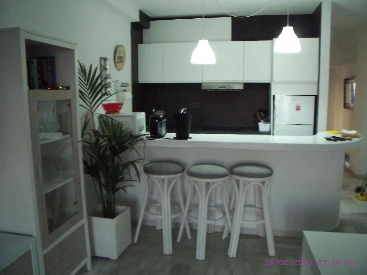 Apartamento Bajo Naturista A Pie De Playa. Vera Apartment